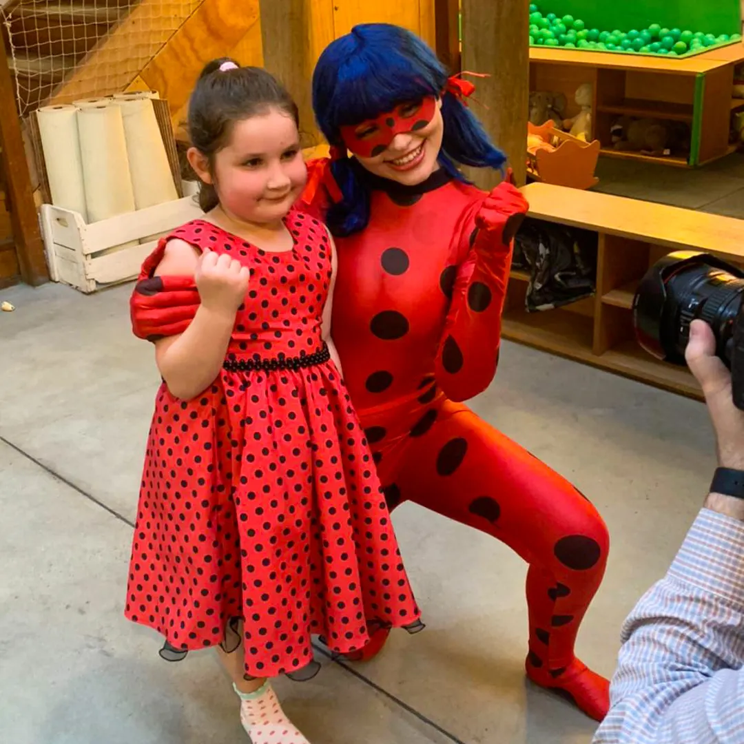 Apresentação temática e show exclusivo de Ladybug Personagem Vivo para eventos infantis em SP Apresentação temática e show exclusivo de Ladybug Personagem Vivo para eventos infantis em SP