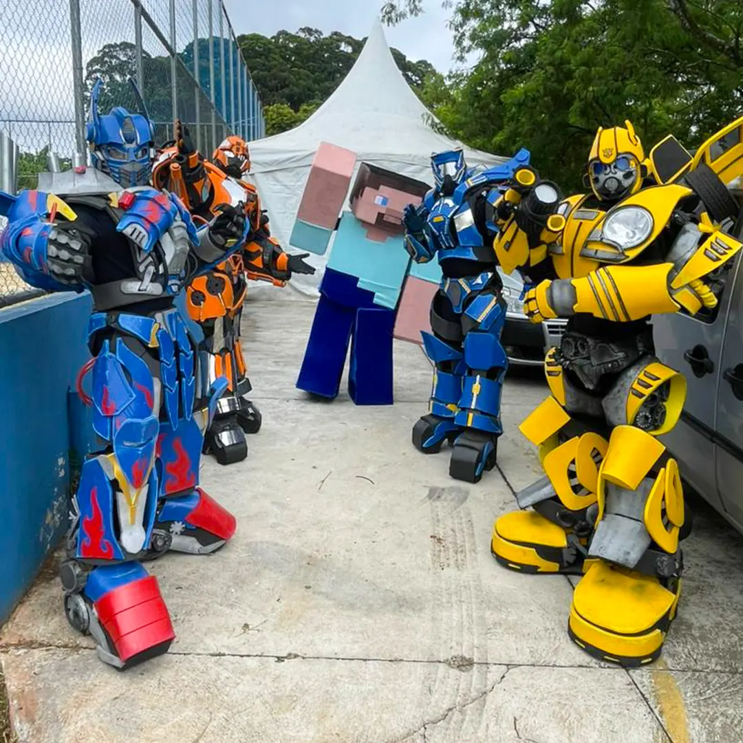 Ator caracterizado em personagens vivos para festa infantil em Ferraz de Vasconcelos Ator caracterizado em personagens vivos para festa infantil em Ferraz de Vasconcelos