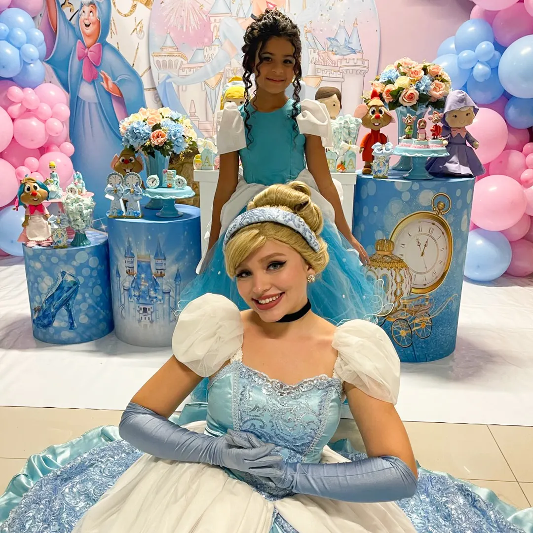 Atores profissionais apresentando show de princesas para festas infantis em Itapevi Atores profissionais apresentando show de princesas para festas infantis em Itapevi