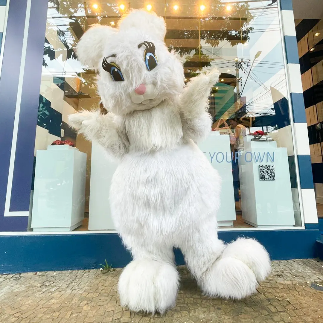 Coelho da Páscoa em festa infantil em São Paulo no Portal Personagens Vivos