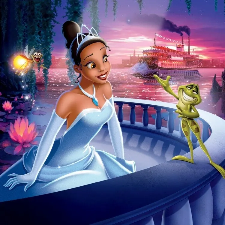 Crianças sorridentes abraçando a Tiana Personagem Vivo durante evento em São Paulo