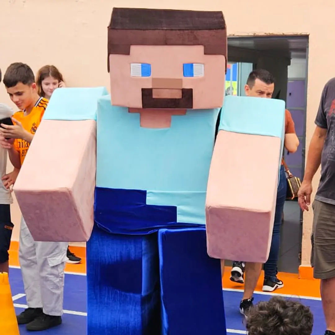 Fotos inesquecíveis ao Contratar Personagens Vivos para Festa Infantil em Hortolândia hoje