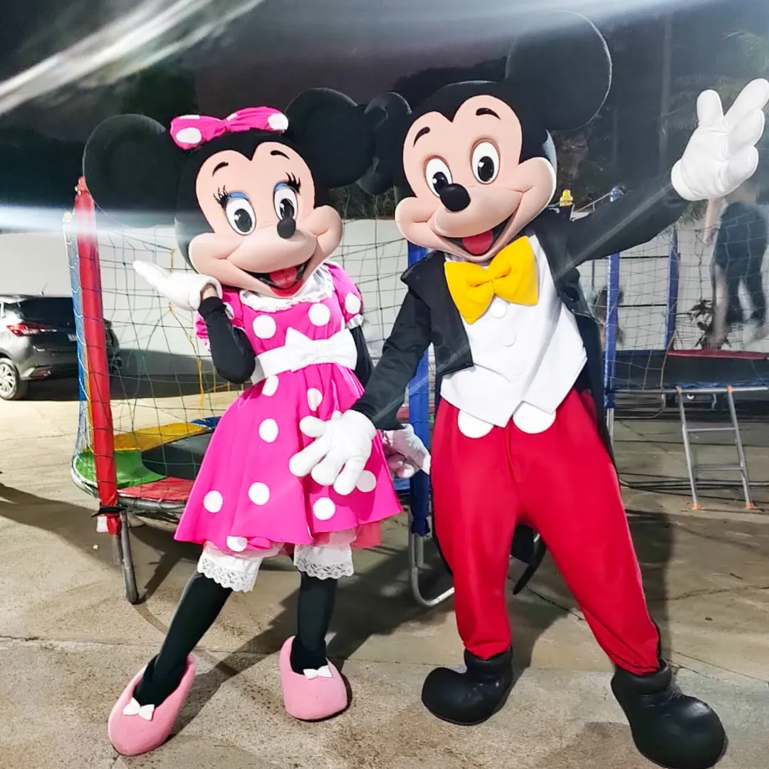 Mickey e Minnie da Portal Personagens Vivos interagindo em evento infantil SP Mickey e Minnie da Portal Personagens Vivos interagindo em evento infantil SP