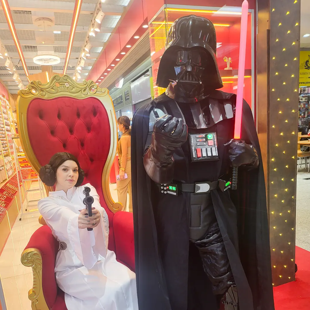 Personagem vivo interagindo em festa infantil em Vinhedo Personagem vivo interagindo em festa infantil em Vinhedo