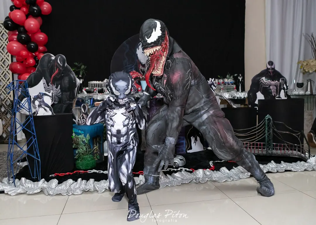 Show do Venom em São Paulo com alta fidelidade visual para aniversários e eventos