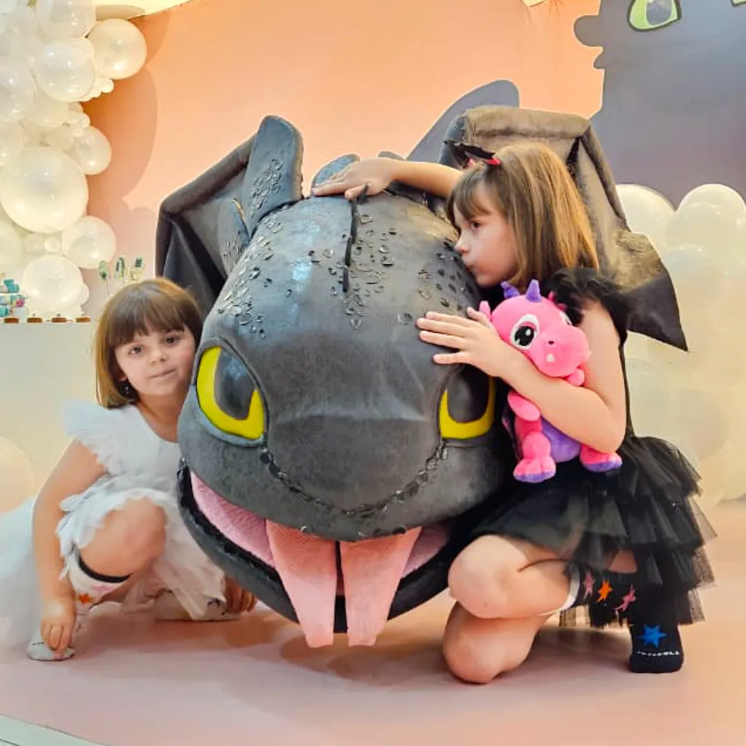 Show interativo ao contratar Personagens Vivos para Festa Infantil em Mairiporã