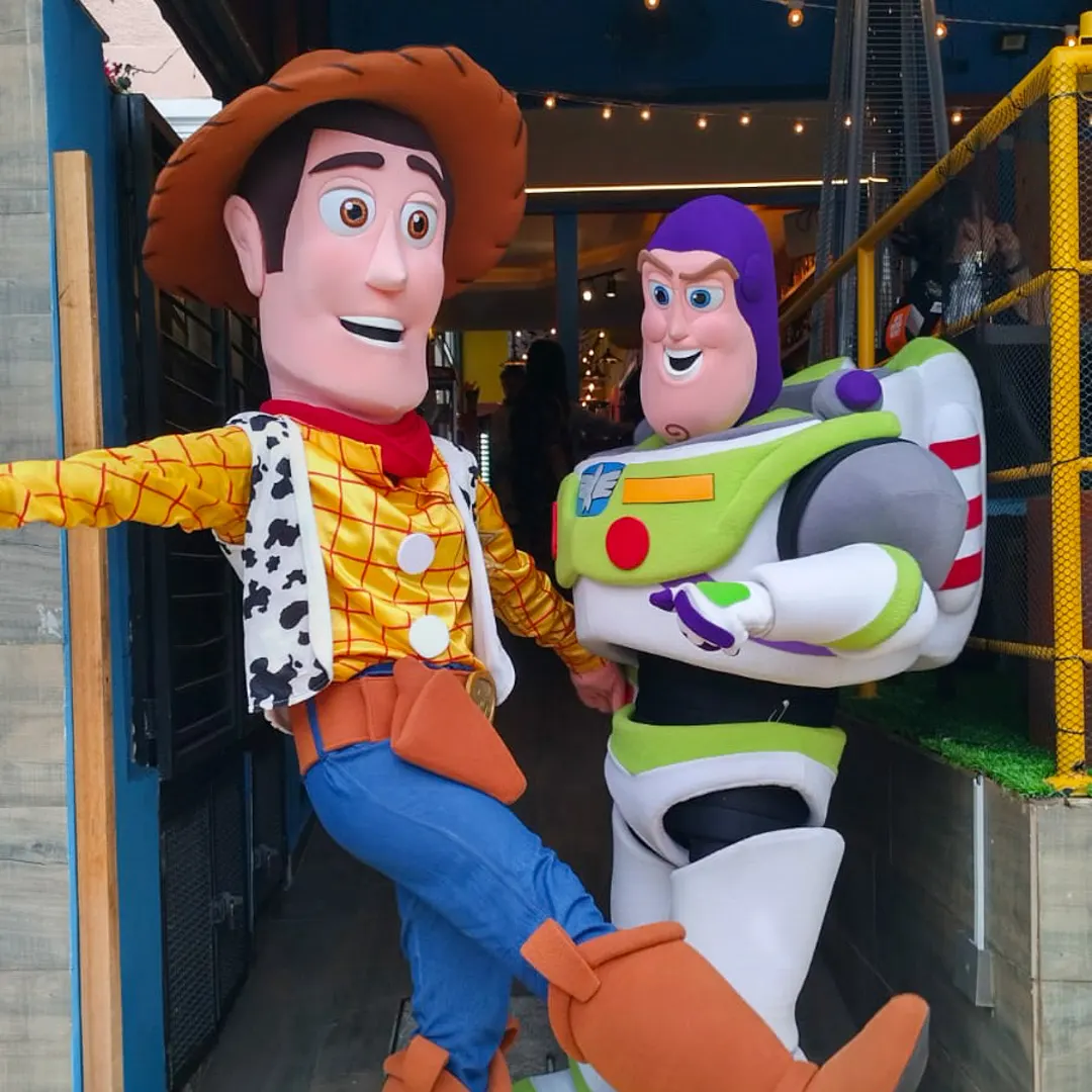 Variedade incrível de personagens vivos para festa infantil em Itu Variedade incrível de personagens vivos para festa infantil em Itu